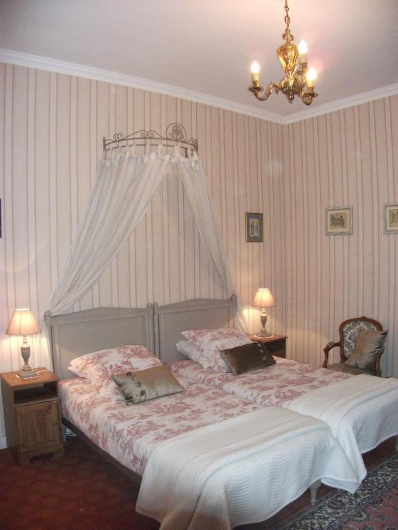 Château de Belle-Vue Sainte-Cécile Quarto foto